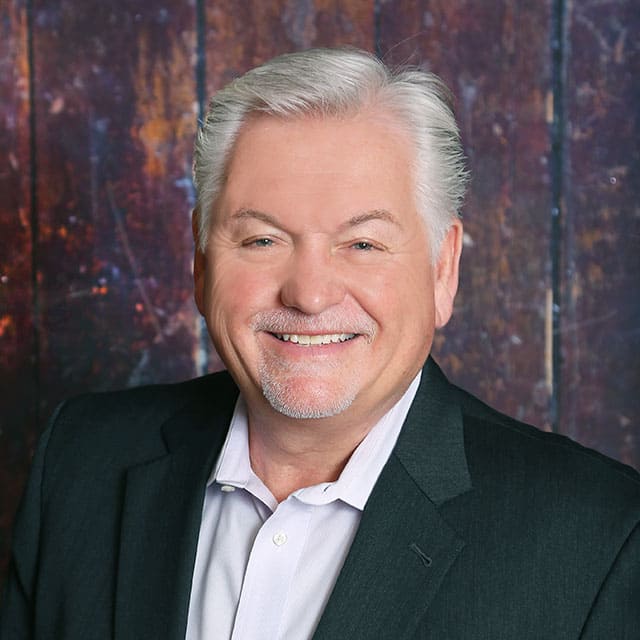 headshot_Gilliland